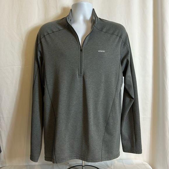 Patagonia Other - Patagonia Men’s Size Large Dark Gray Pullover Long Sleeve Partial Zip T-shirt